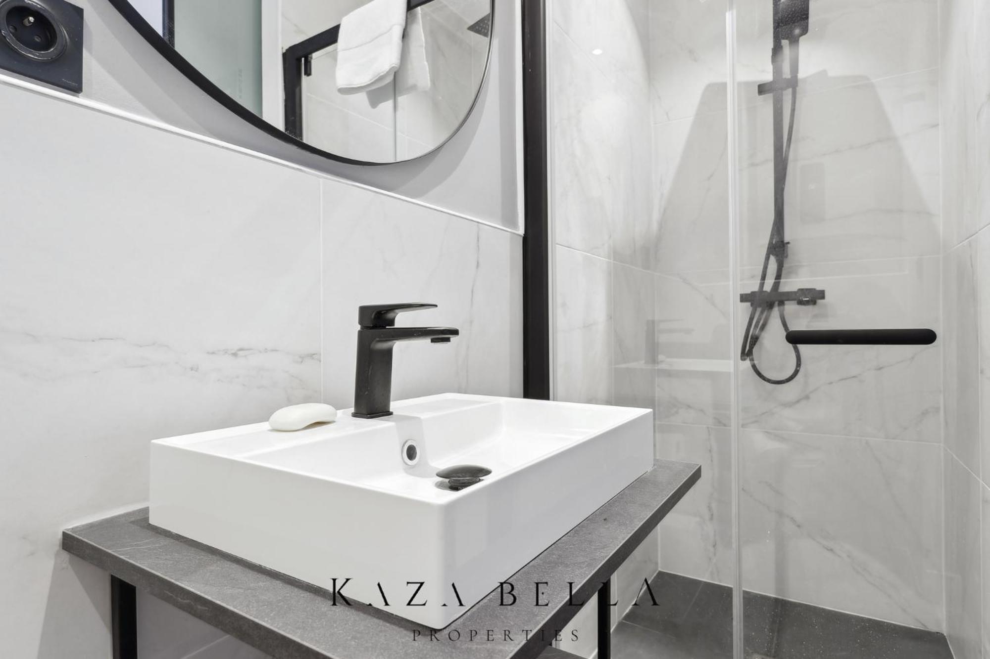 Kaza Bella - Maisons Alfort 1 Modern Flat Exterior photo